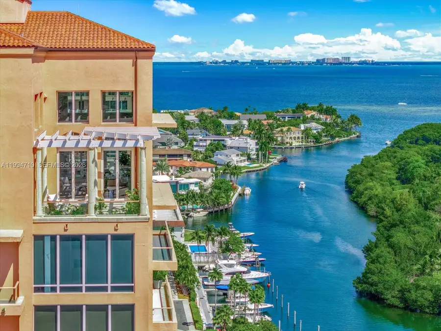 60 Edgewater Dr #TS-A, Coral Gables, FL 33133 - #2