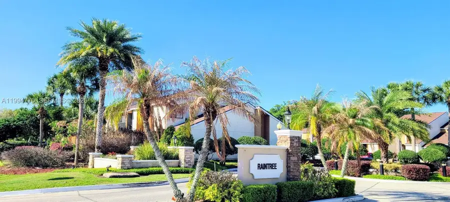 3007 Clubview Drive #U3, Orlando, FL 32822 - #2