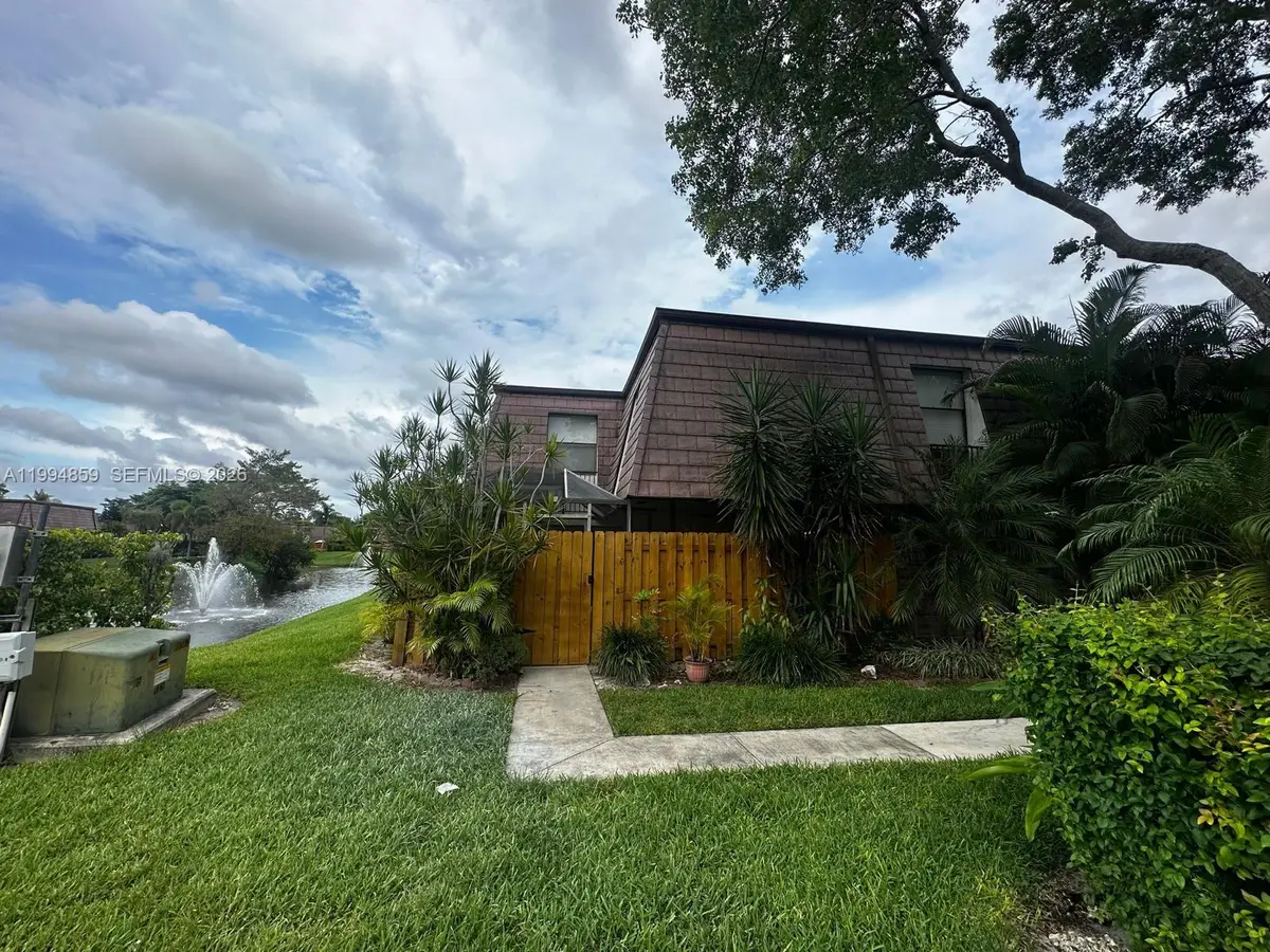 7671 W Courtyard Run W, Boca Raton, FL 33433 - #1