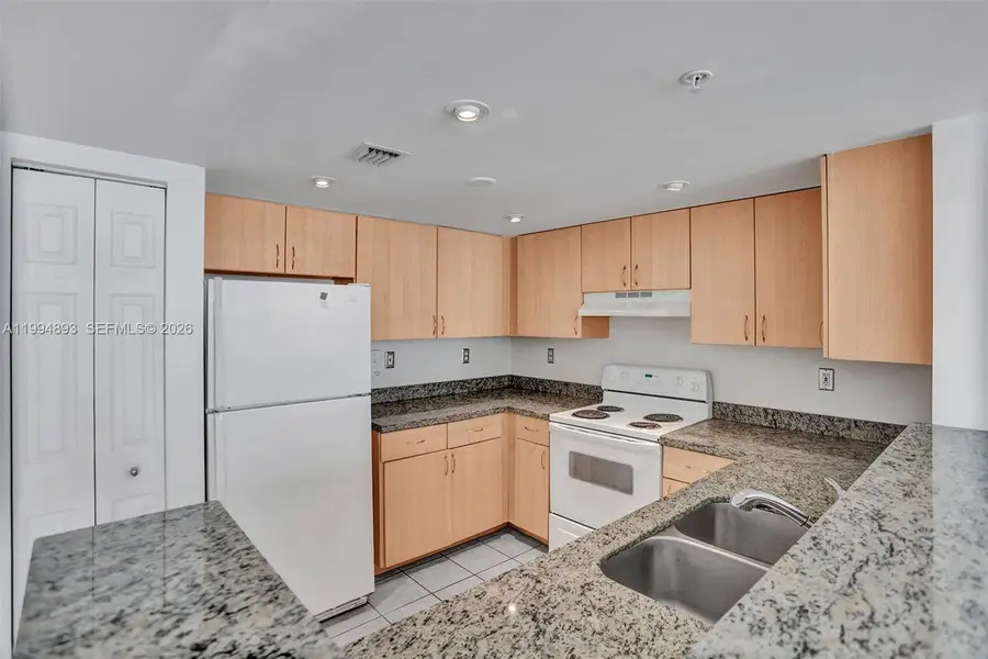 3000 Coral Way #412, Miami, FL 33145 - #3