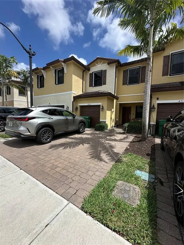 4706 Santa Cruz Way, Davie, FL 33314
