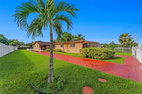 8820 SW 27th St, Miami, FL 33165