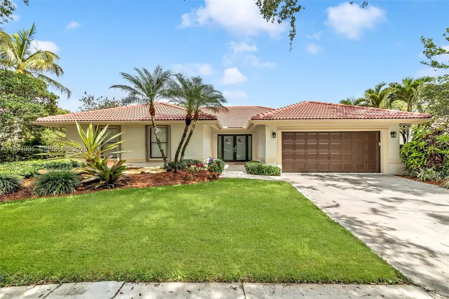 1601 Eastlake Way, Weston, FL 33326 - #2