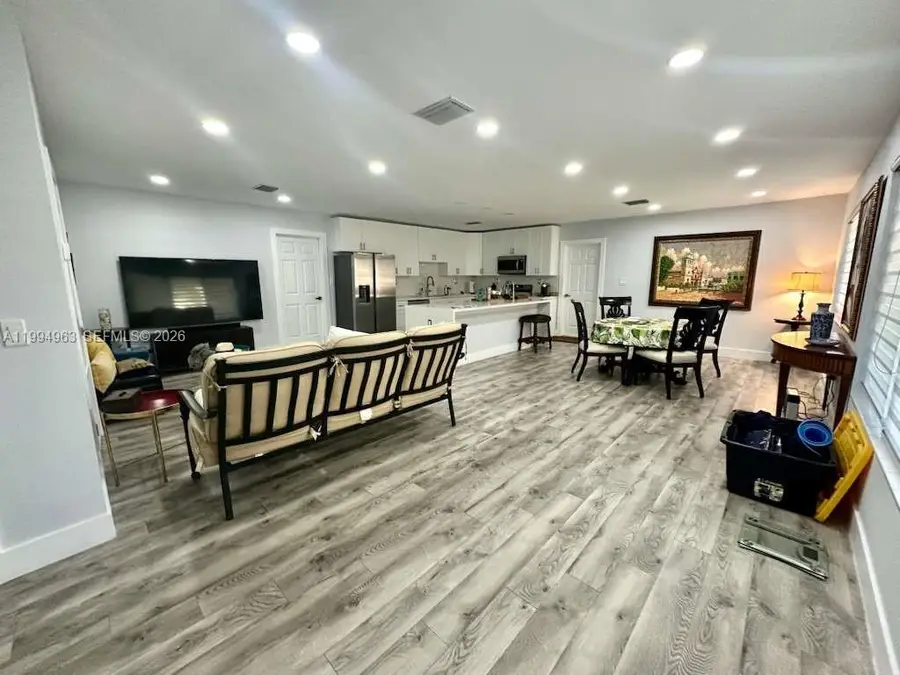 628 SW 6th Ave, Hallandale Beach, FL 33009 - #3