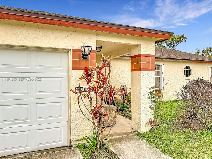 2538 SE Richmond St, Port Saint Lucie, FL 34952 - #2