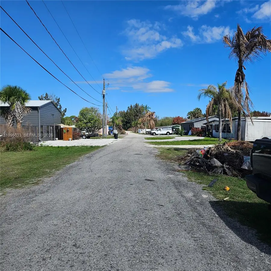 5735 SE Green Ln, Stuart, FL 34997 - #2