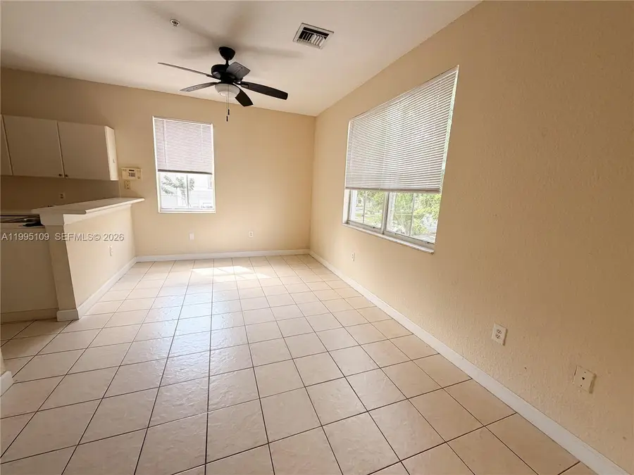 2039 Shoma Dr #2039, Royal Palm Beach, FL 33414 - #2