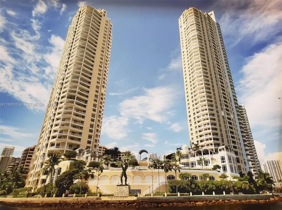 808 Brickell Key Dr #2002, Miami, FL 33131 - #3