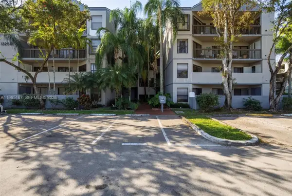 13250 SW 88th Ter #101, Miami, FL 33186