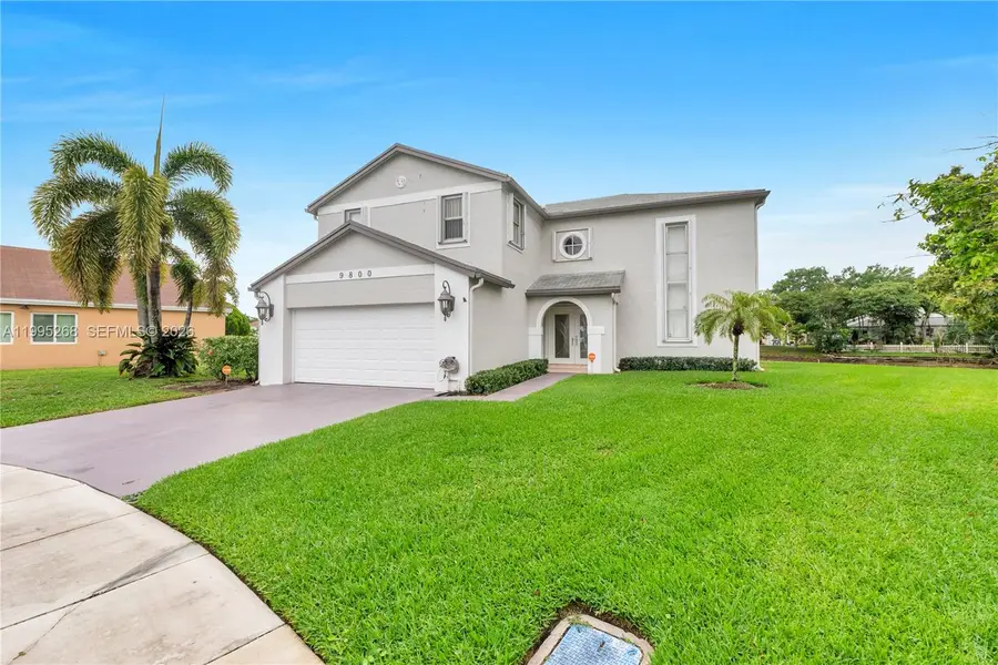 9800 Glacier Dr, Miramar, FL 33025 - #2