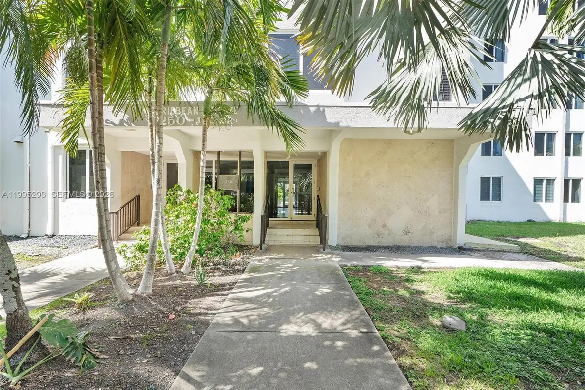 250 180th Dr #158, Sunny Isles Beach, FL 33160 - #1