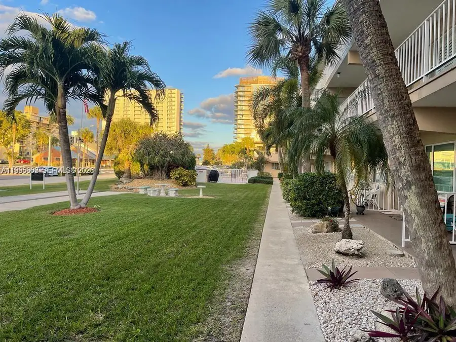 3200 NE 7th Ct #306C, Pompano Beach, FL 33062 - #2