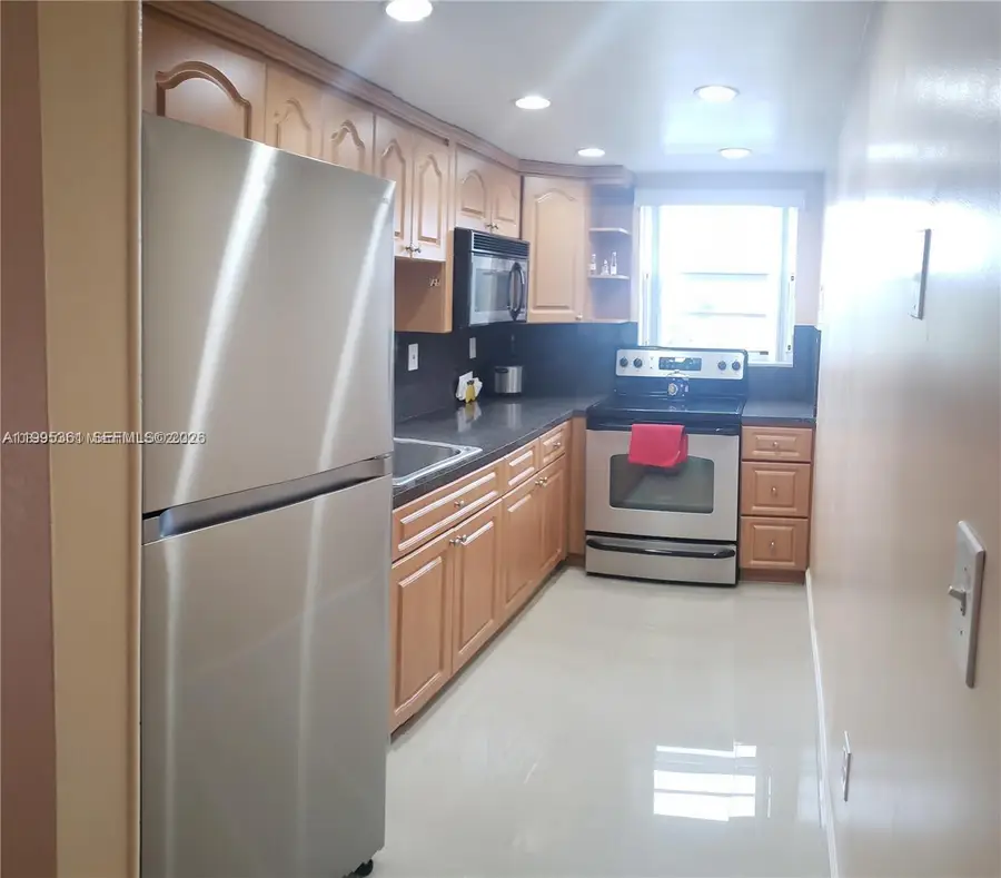 Address Withheld By Seller, Miami, FL 33125 - #2