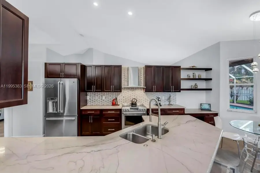 17921 NW 10th St, Pembroke Pines, FL 33029 - #3