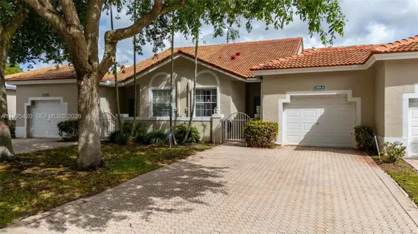 7501 S Aragon Blvd #4, Sunrise, FL 33313