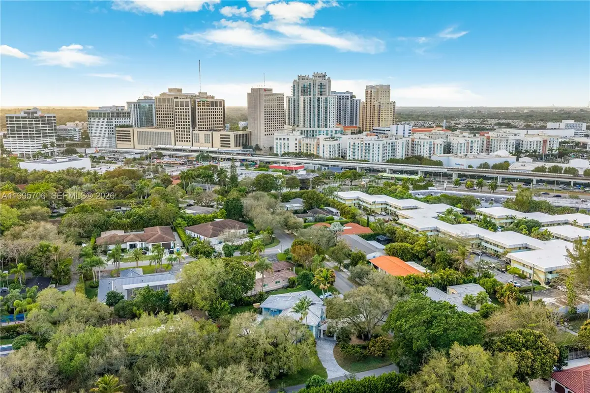 9200 SW 70th Ave, Pinecrest, FL 33156 - #1