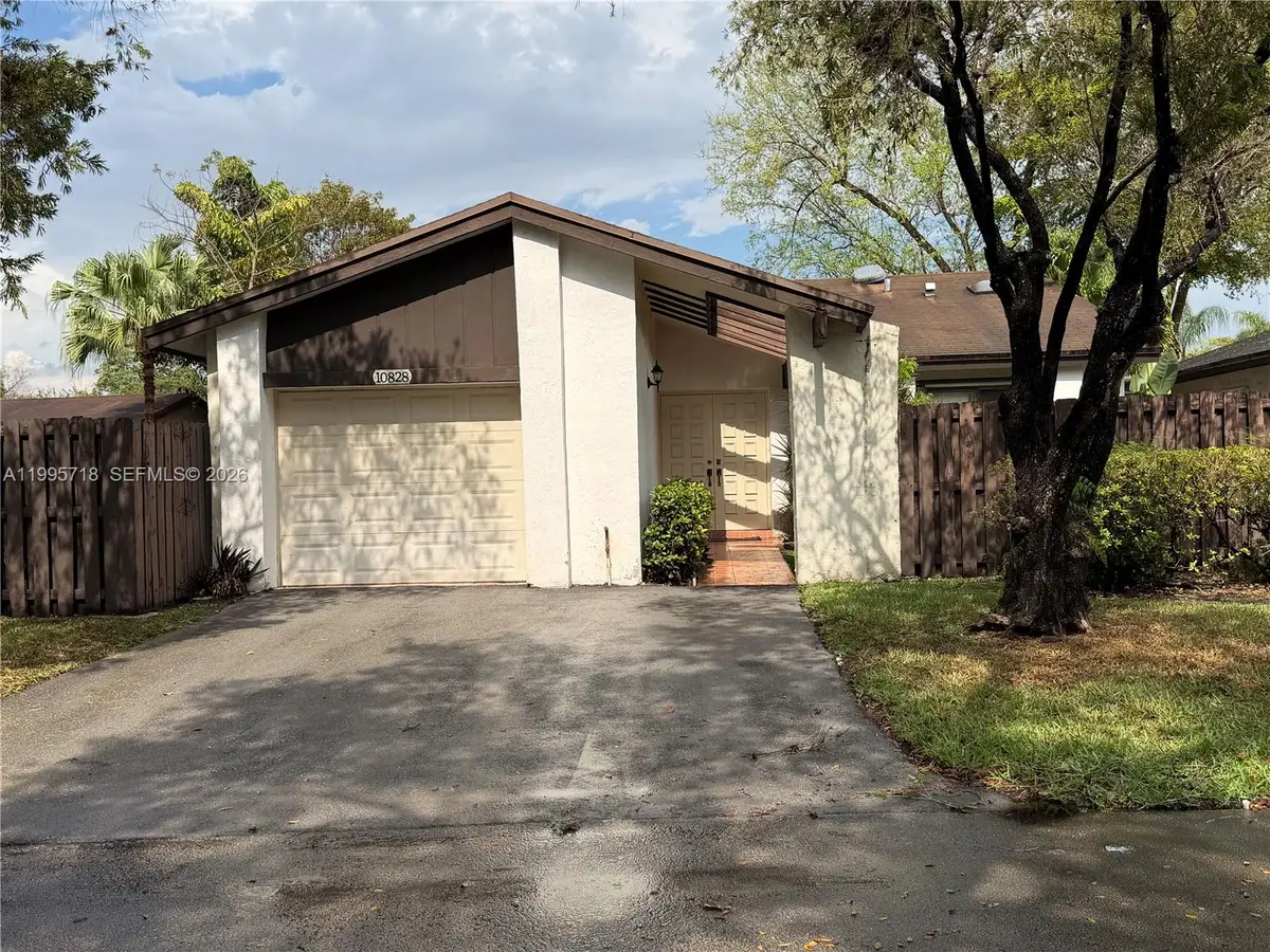 10828 SW 132nd Cir Ct, Miami, FL 33186 - #1