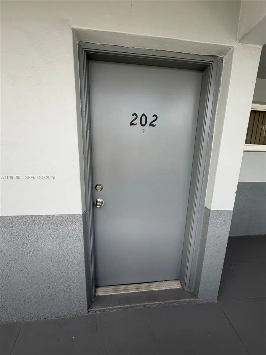 11005 SW 1st St #202, Sweetwater, FL 33174 - #2