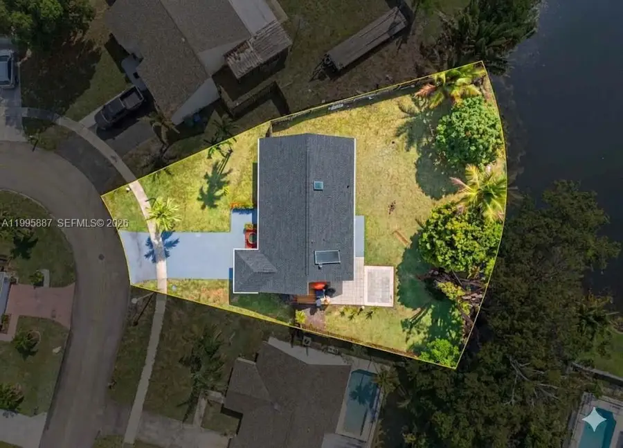 2710 Azalea Ave, Miramar, FL 33025 - #3