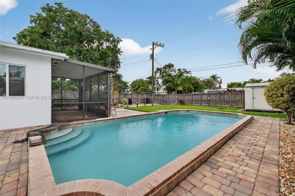 1419 Harding St, Hollywood, FL 33020