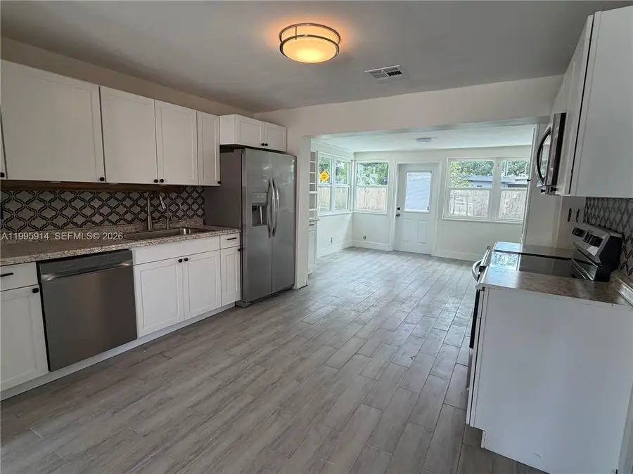 6604 Raleigh St, Hollywood, FL 33024 - #3