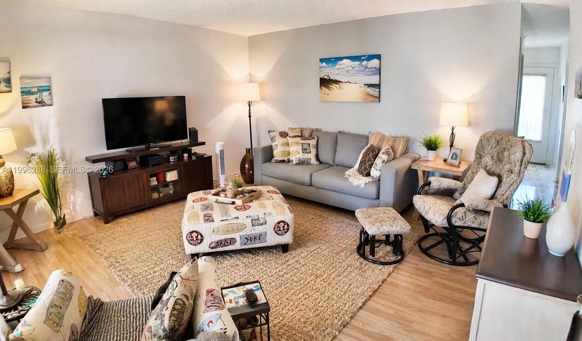 16900 NE 14th Ave #305, Miami, FL 33162 - #1