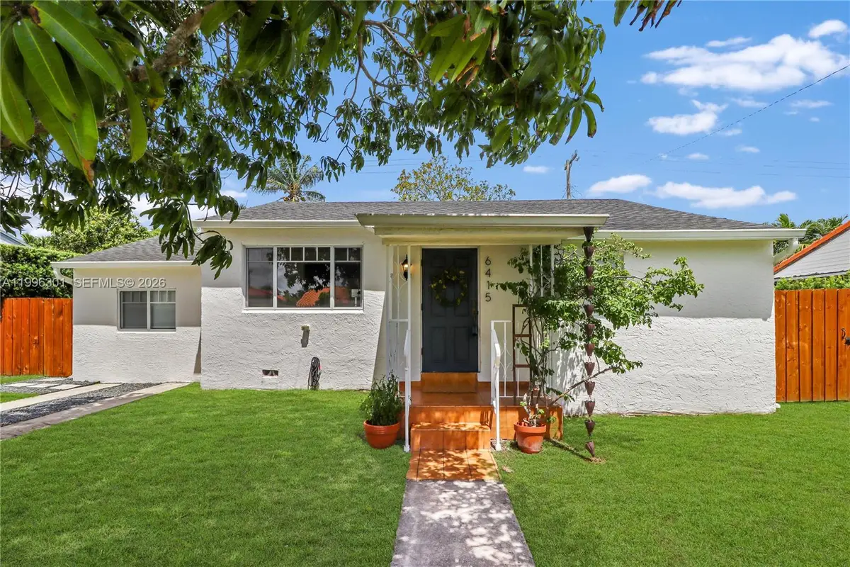 6415 SW 39th St, Miami, FL 33155 - #1