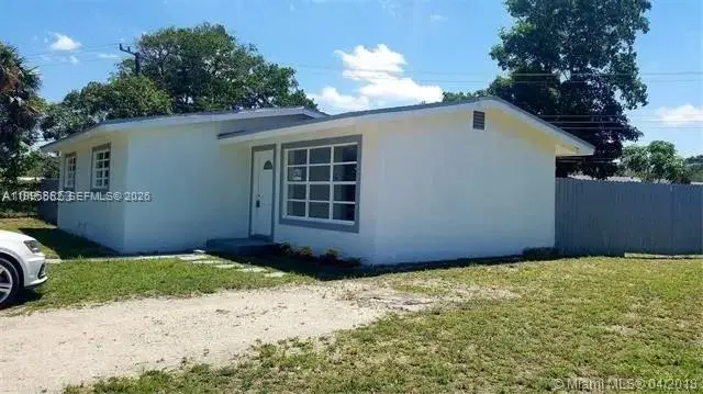 1218 NW 15th St, Fort Lauderdale, FL 33311 - #2