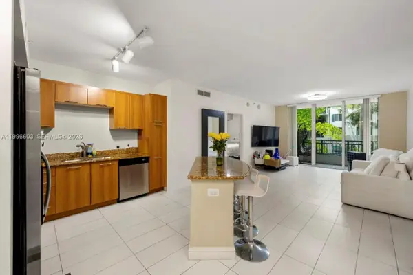 510 NW 84th Ave #220, Plantation, FL 33324