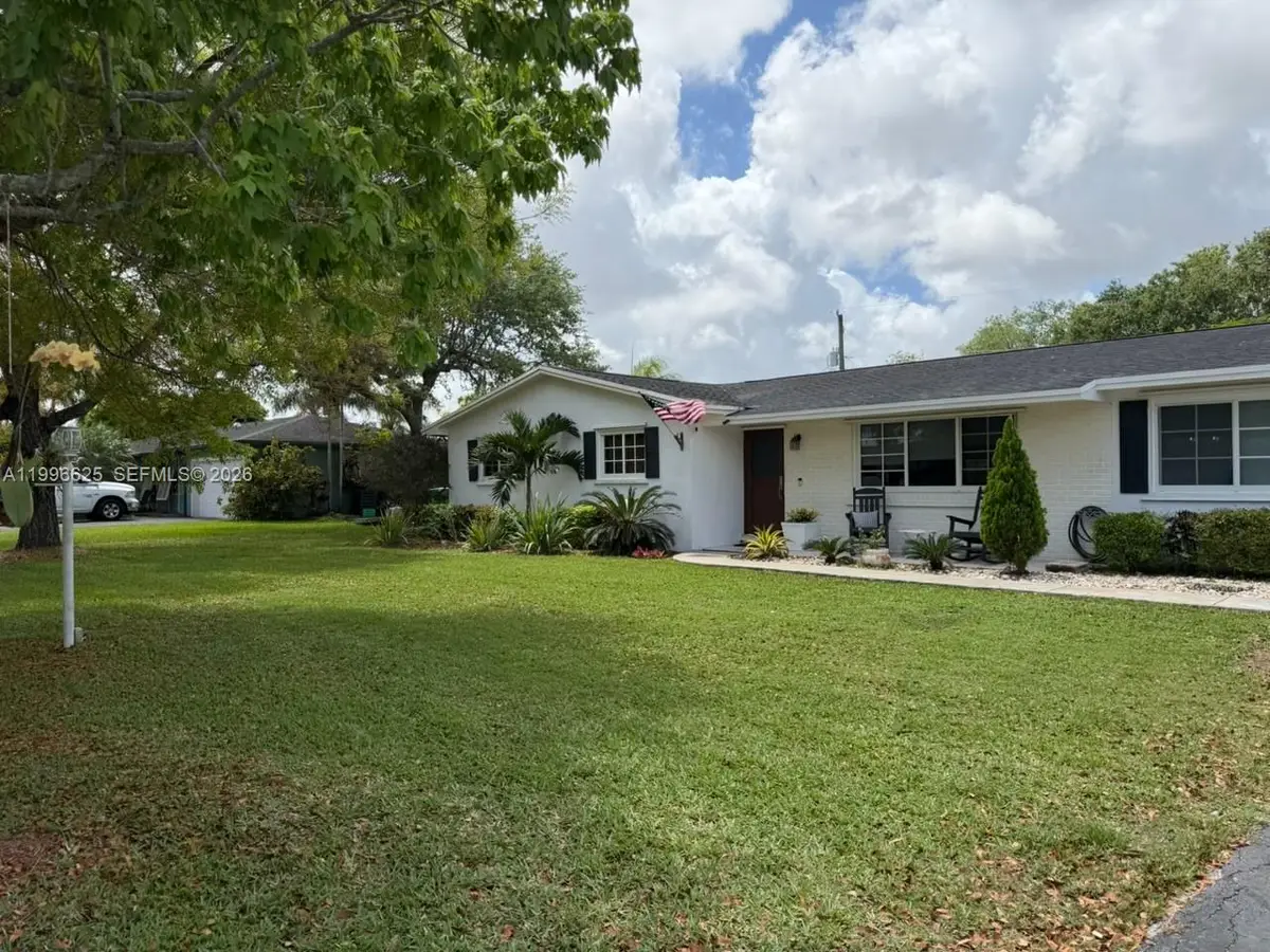 27420 SW 165th Ave, Homestead, FL 33031 - #1