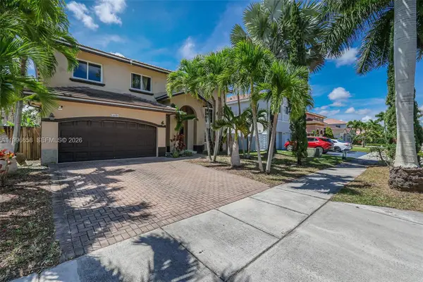 14606 SW 158th Pl, Miami, FL 33196