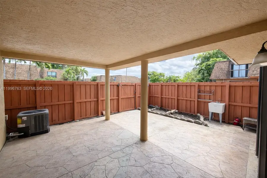 2455 W 67th Pl #10-14, Hialeah, FL 33016 - #2