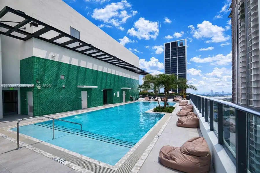 11 NE 6th St #2102, Miami, FL 33132 - #2