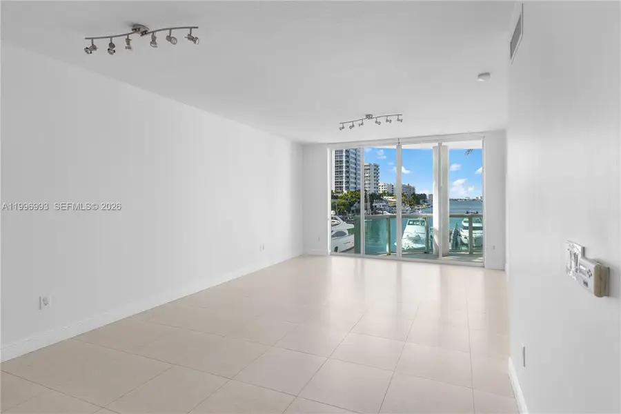 7914 Harbor Island Dr #205, North Bay Village, FL 33141 - #3