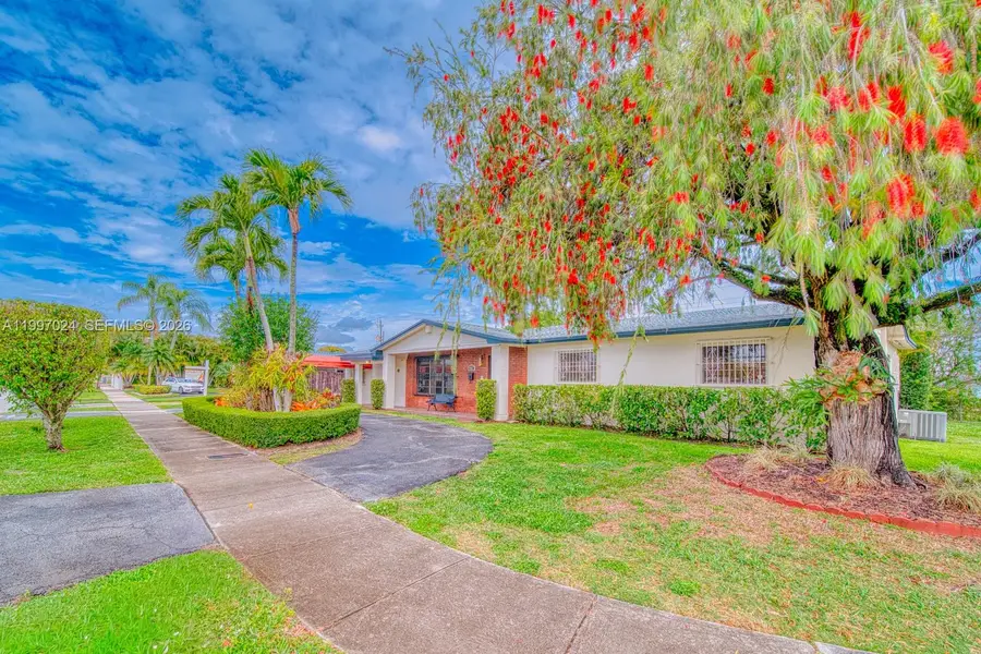 9961 SW 12th St, Miami, FL 33174 - #2