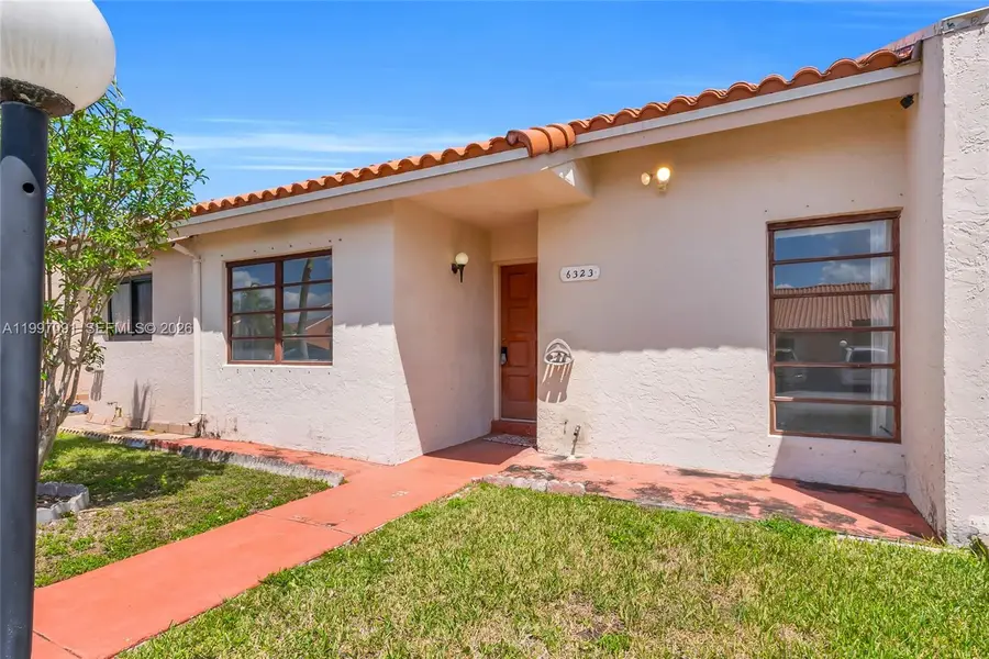 6323 SW 147th Place Cir, Miami, FL 33193 - #2