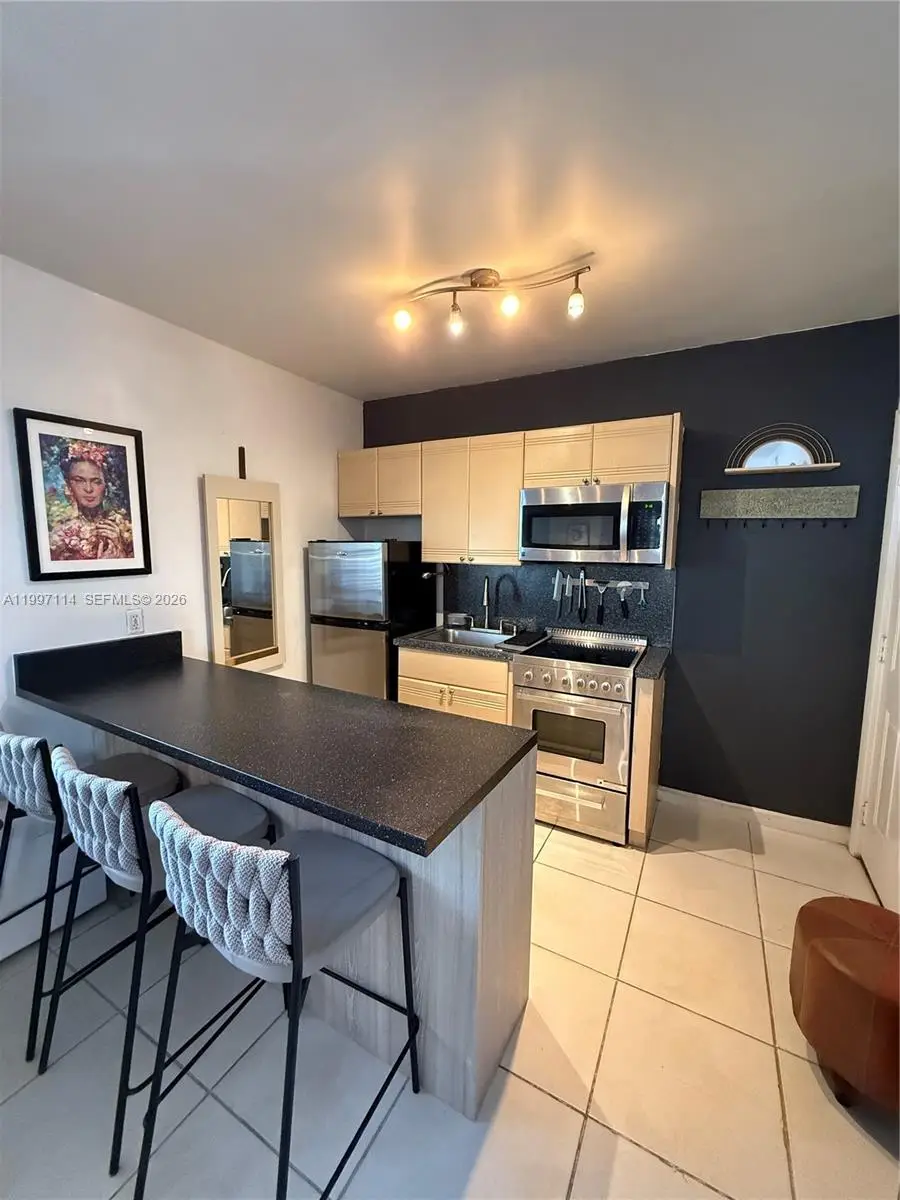 601 Michigan Ave #3, Miami Beach, FL 33139 - #1