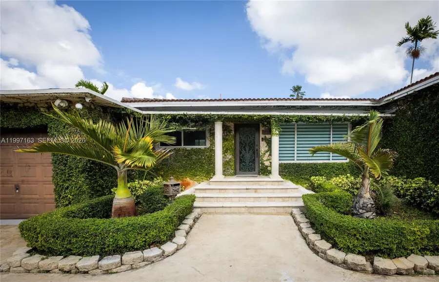 429 Deer Run, Miami Springs, FL 33166 - #2