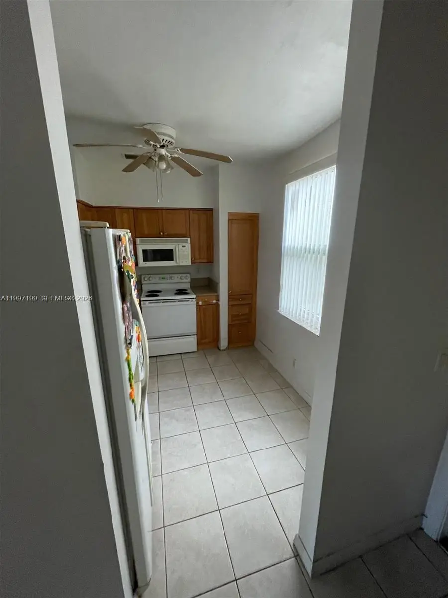 870 NE 212th Ter #3, Miami, FL 33179 - #3