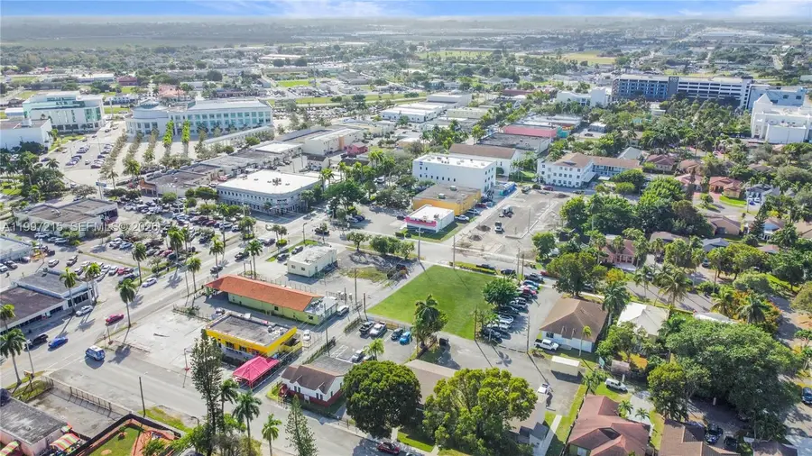 31 NW 4th St, Homestead, FL 33030 - #3