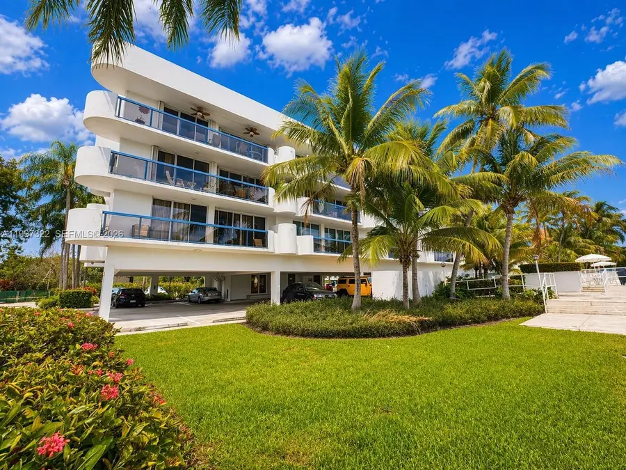 2370 NE 135th St #405, North Miami, FL 33181 - #3