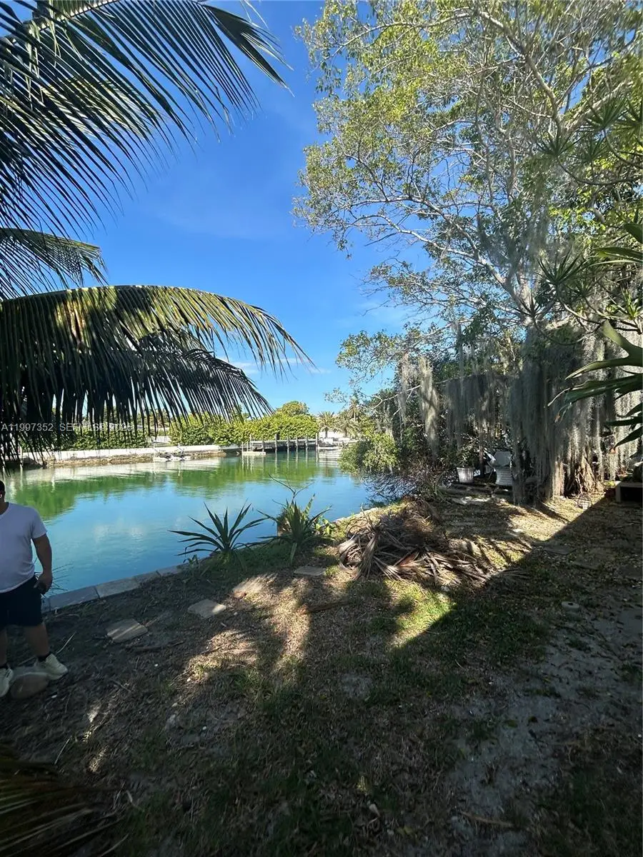 1795 Calais Dr #4, Miami Beach, FL 33141 - #2