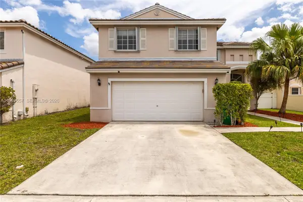 317 SW 191st Ter, Pembroke Pines, FL 33029