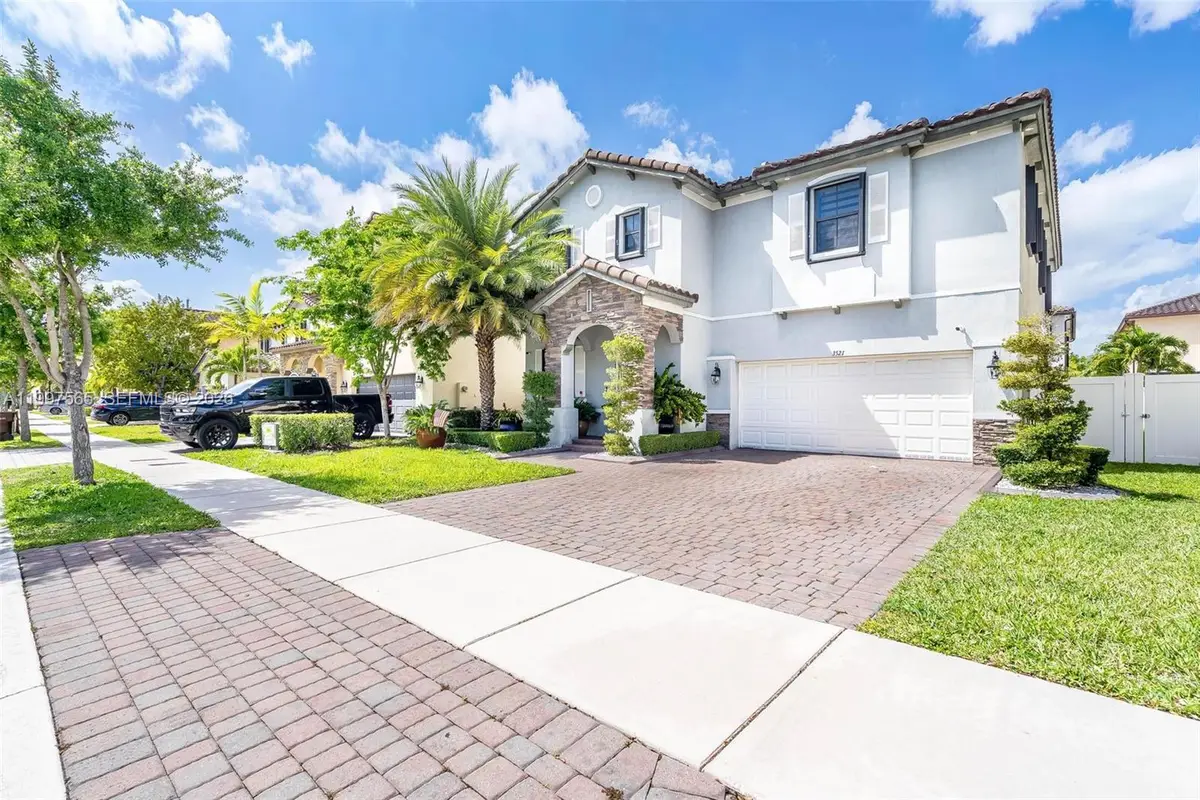3521 W 92nd Pl, Hialeah, FL 33018 - #1