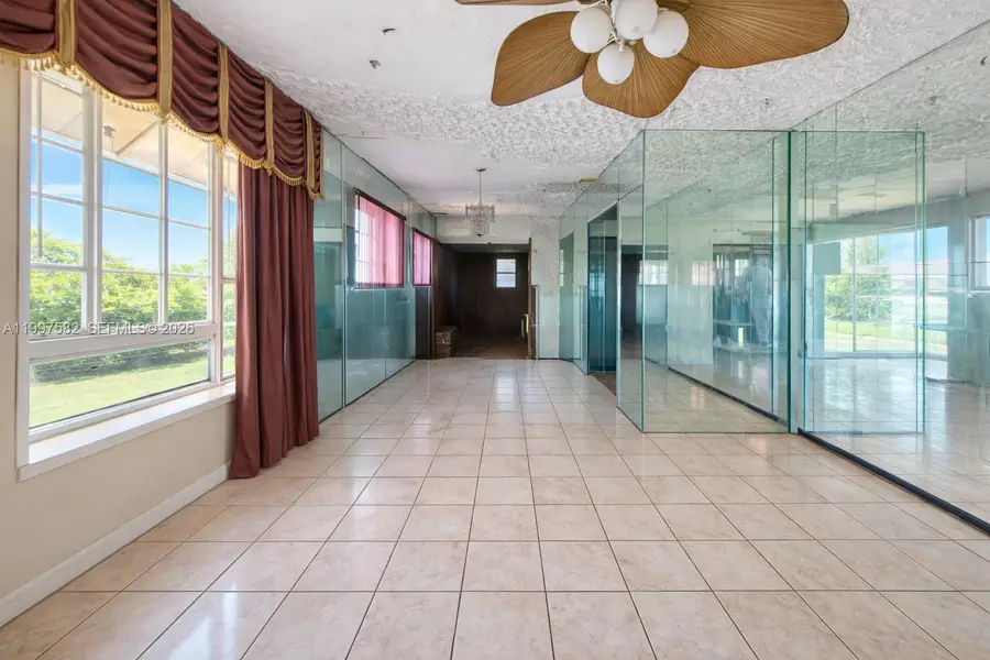 3421 NW 176th St, Miami Gardens, FL 33056 - #2