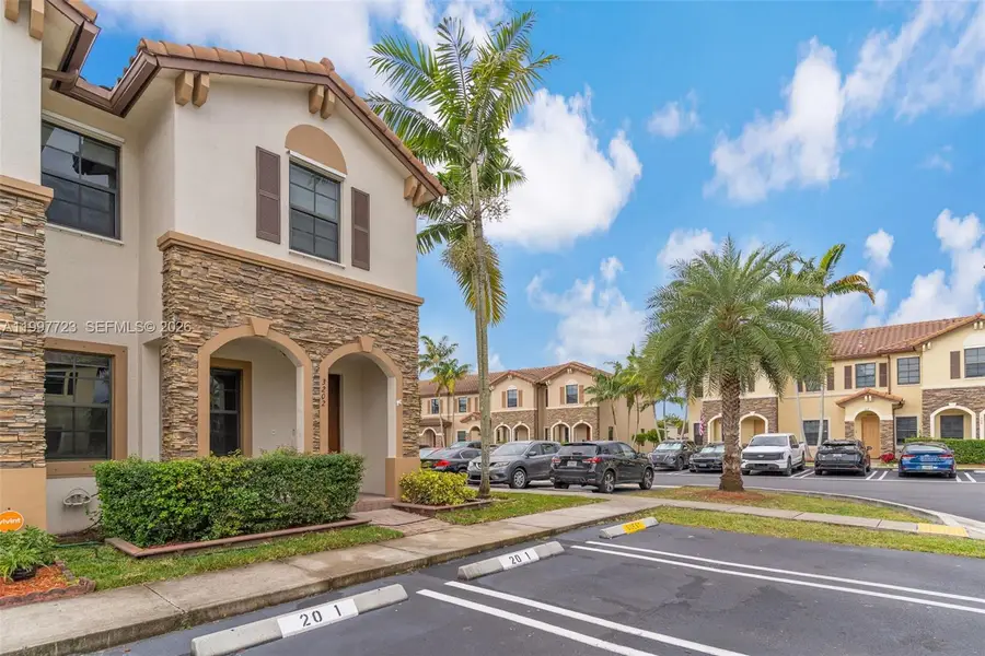 3202 SE 6th St, Homestead, FL 33033 - #3