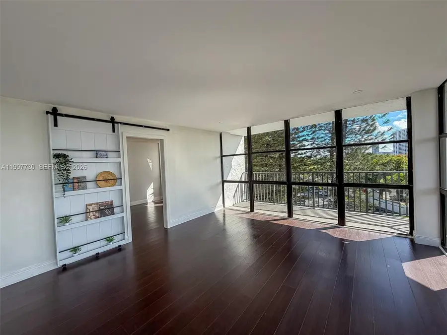 1000 Parkview Dr #531, Hallandale Beach, FL 33009 - #3