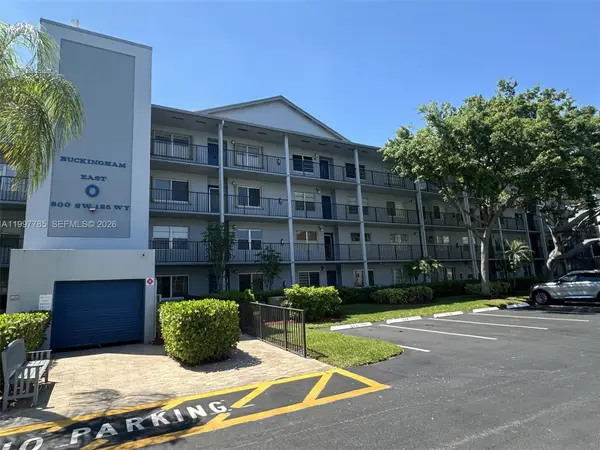 800 SW 125th Way #311O, Pembroke Pines, FL 33027