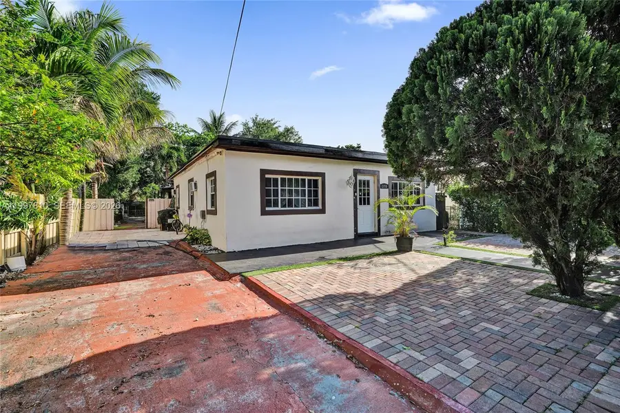 2158 NW 100th St, Miami, FL 33147 - #3