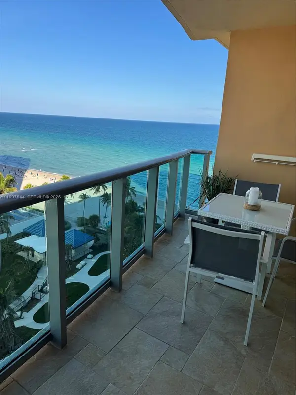 2501 S Ocean Dr #1105, Hollywood, FL 33019